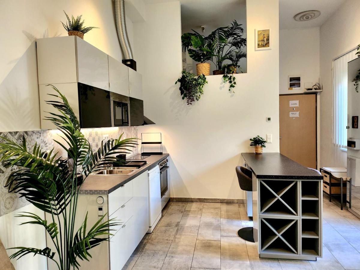 S18 "Garden In The City" Apartment Βουδαπέστη Εξωτερικό φωτογραφία